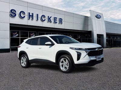 2025 Chevrolet Trax LS