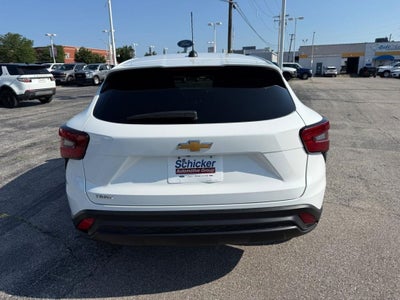 2025 Chevrolet Trax LS