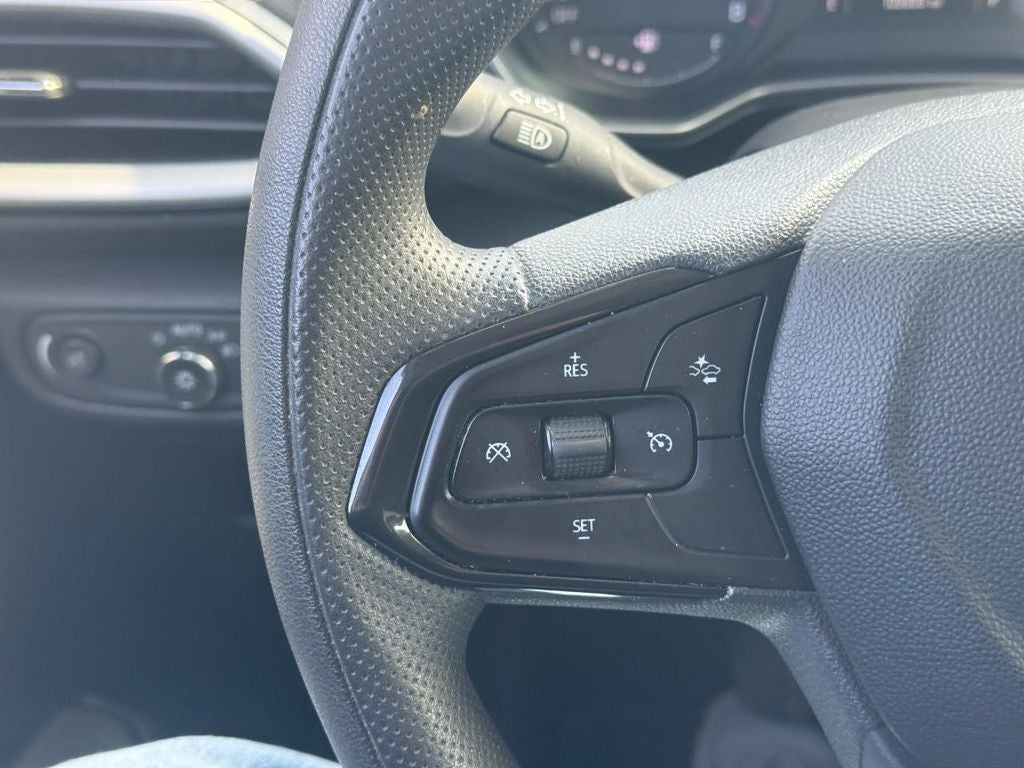 2023 Chevrolet TrailBlazer LS