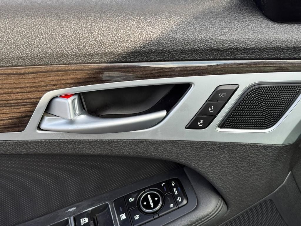 2015 Hyundai Genesis 3.8L