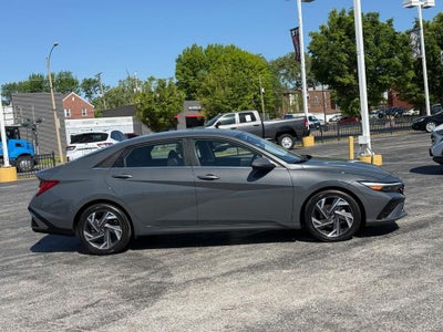 2025 Hyundai Elantra Limited