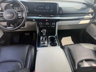 2022 Kia Carnival LX