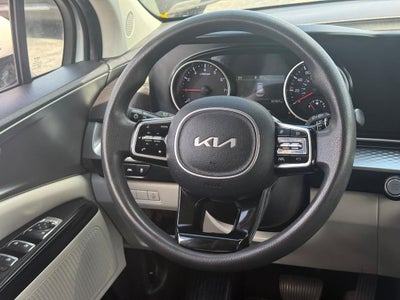 2022 Kia Carnival LX