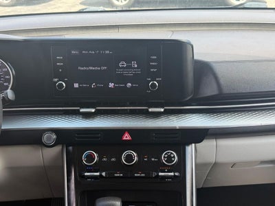 2022 Kia Carnival LX