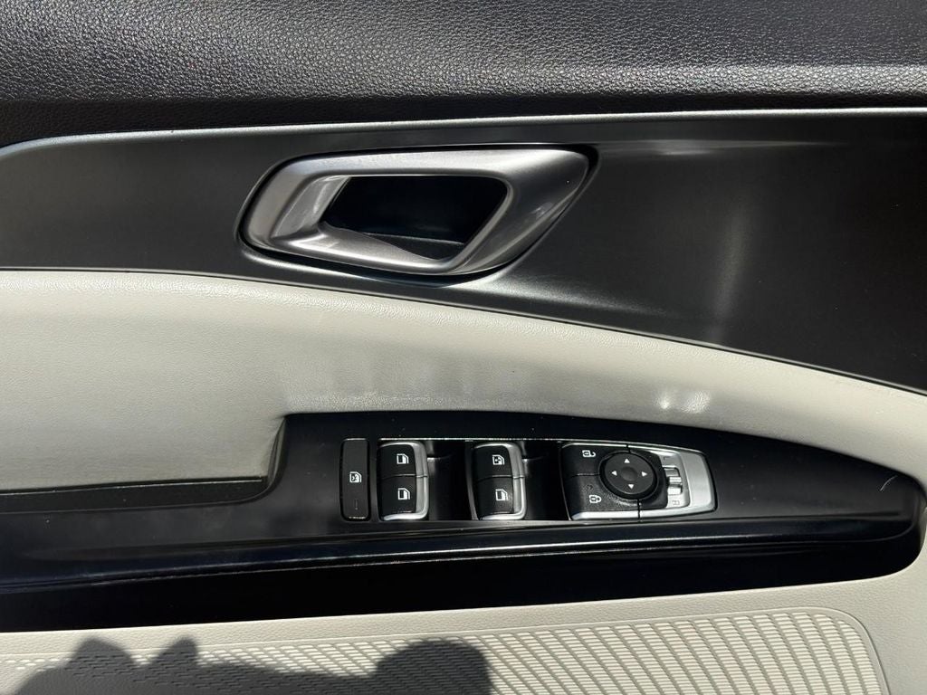 2022 Kia Carnival LX