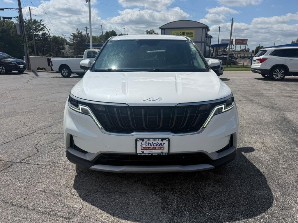2022 Kia Carnival LX