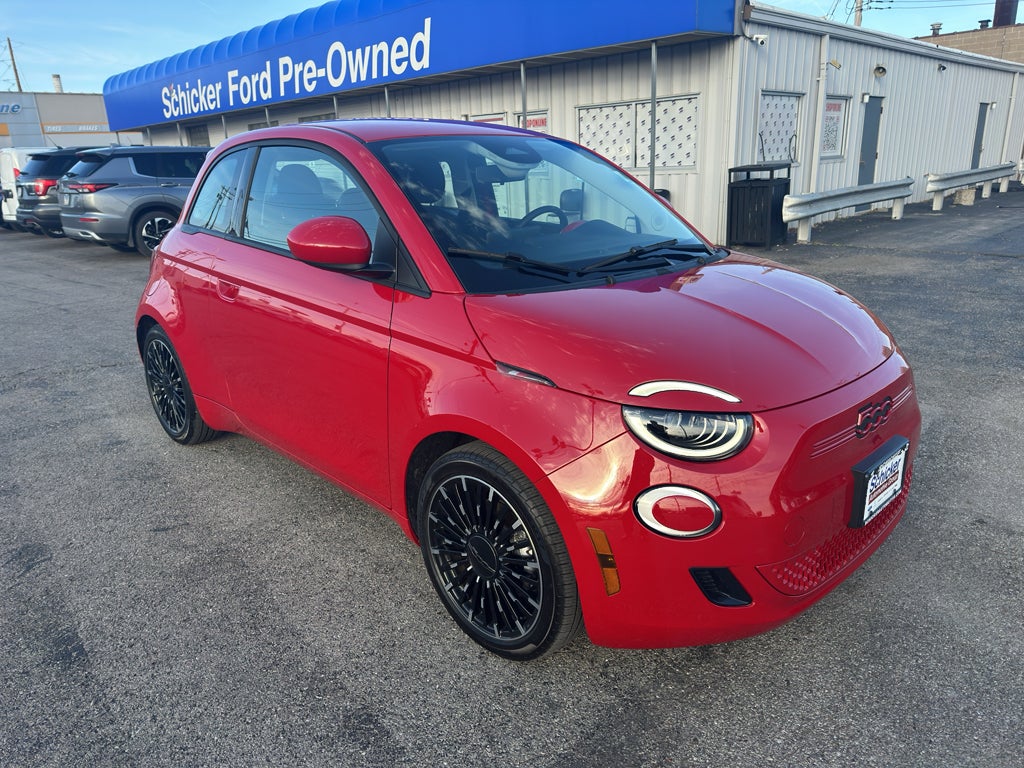 2024 FIAT 500e INSPI(RED)