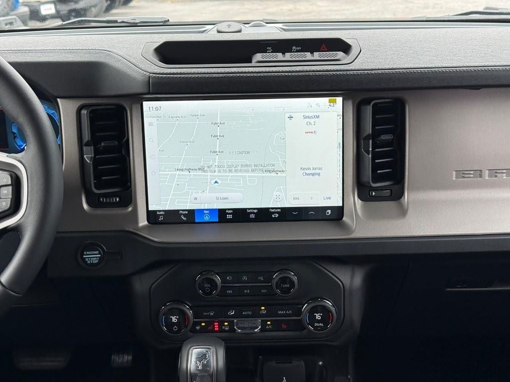 2025 Ford Bronco Outer Banks