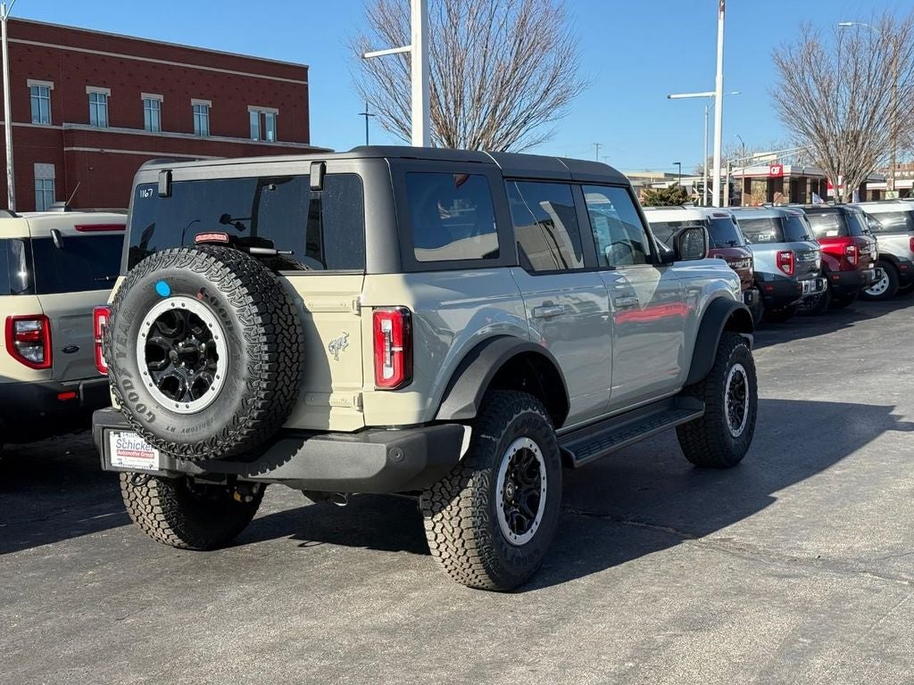 2025 Ford Bronco Outer Banks
