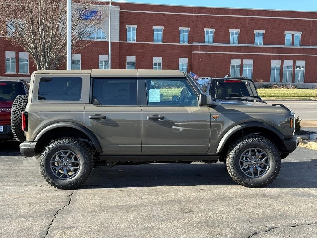 2025 Ford Bronco Badlands