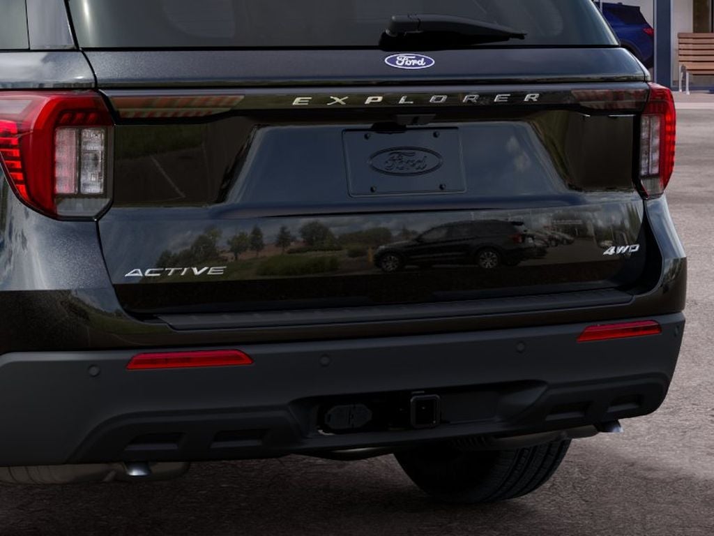 2027 Ford Explorer Active w/200A Pkg