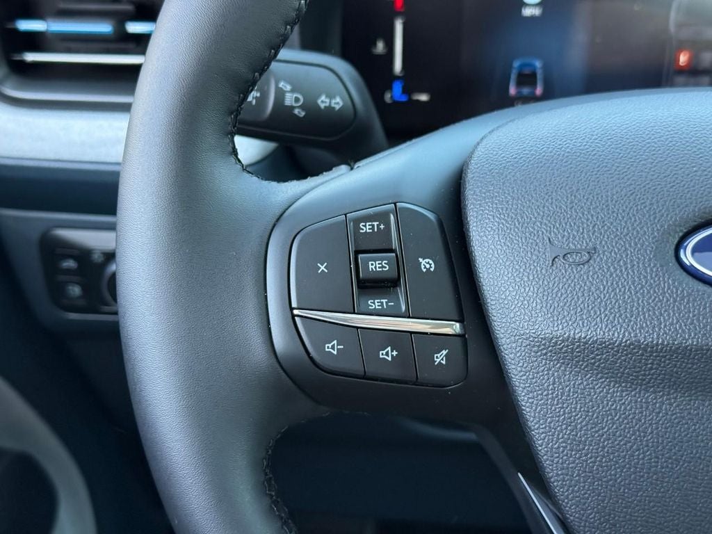 2025 Ford Maverick XLT Hybrid